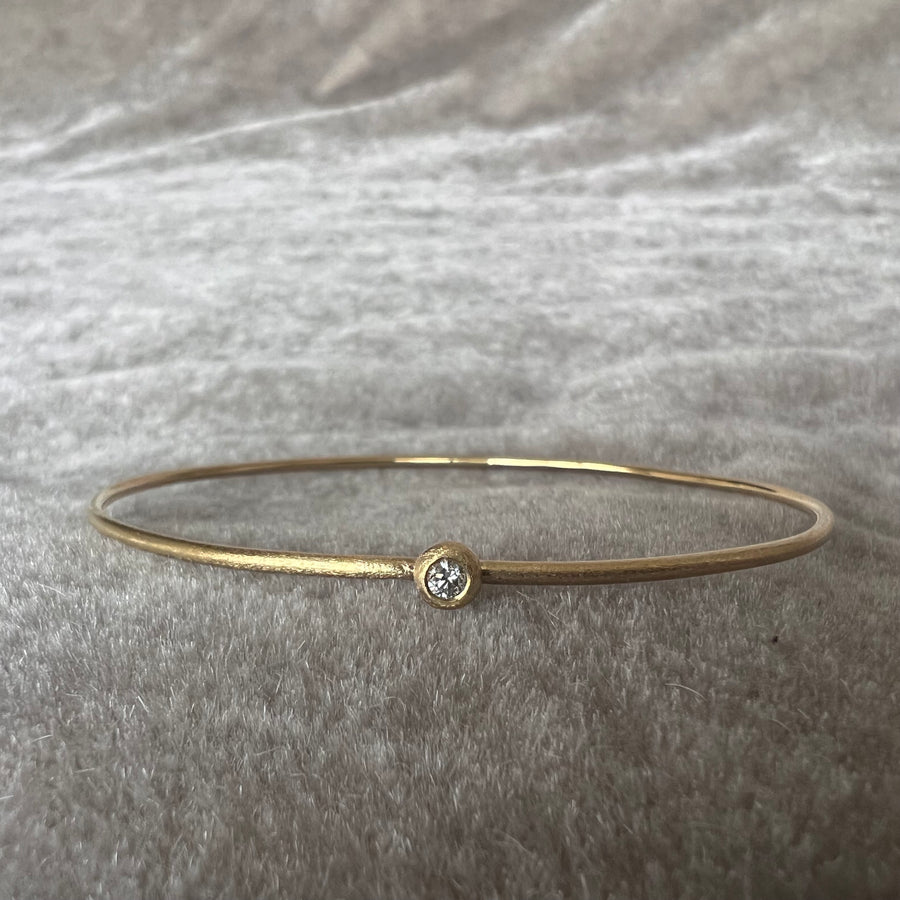 Solitaire Diamond Gold Bangle, 14k Solid Gold, Natural Diamonds, Stackable Bangle  Bracelet, Exquisite Design, Gift for Her, Unique Gift - Etsy